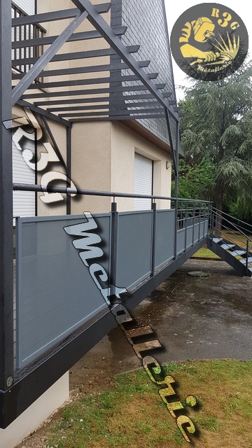 Garde-corps sur-mesure